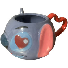 Cargar imagen en el visor de la galería, Taza de Stitch 3D de San Valentín de ceramica con capacidad de 550 ml