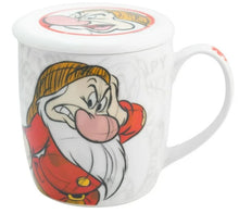 Cargar imagen en el visor de la galería, Gruñon Taza con tapa de Cermica Grumpy Blanca Nieves Capacidad 385ml con Caja de Regalo