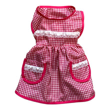 Cargar imagen en el visor de la galería, Mandil para Perro Estilo Doñita Disfraz Dogñita Cuadros con Encaje y Bolsillos