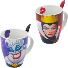 Cargar imagen en el visor de la galería, Set Villanas de Disney 2 tazas con cucharas de cerámica MD2 Ursula y Evil Queen