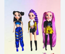 Cargar imagen en el visor de la galería, Demon Hunters Set 3 Muñecas Kpop Guerreras 30 cms Rumi, Mira y Zoey