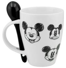 Cargar imagen en el visor de la galería, Juego de 2 Tazas Porcelana con Cuchara, Diseño Mickey Mouse en Arte Sketch, Capacidad 310 ML con Caja de Regalo