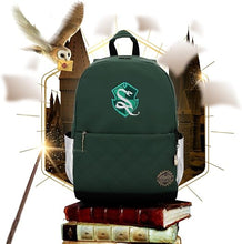 Cargar imagen en el visor de la galería, Harry Potter Mochila Slytherin Hogwarts Legacy