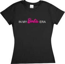 Cargar imagen en el visor de la galería, Playera In My Barbie Era Dama/Caballero/Infantil