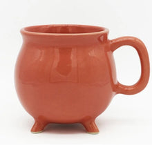 Cargar imagen en el visor de la galería, Taza Caldero Bruja Rosa Poción De Amor Love Potion Toloache Tarro Ceramica capacidad 410 ml