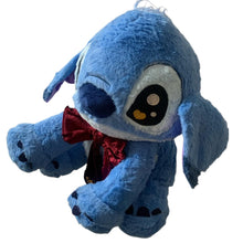 Cargar imagen en el visor de la galería, Stitch Peluche Con Frazada Moño