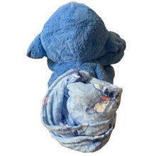 Cargar imagen en el visor de la galería, Stitch Peluche Con Frazada Moño