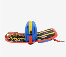 Cargar imagen en el visor de la galería, Superman Lapicera DC Classic Estuchera Porta lapices