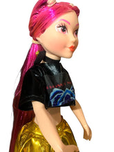 Cargar imagen en el visor de la galería, Demon Hunters Set 3 Muñecas Kpop Guerreras 40 cms Rumi, Mira y Zoey