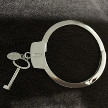 Cargar imagen en el visor de la galería, Pulsera Esposa 50 Sombras De Grey Fifty Shades Of Grey
