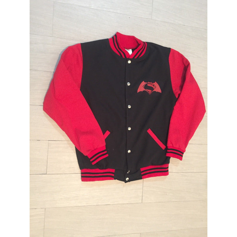 Chamarra Batman Vs Superman Universitario – Nessie`s Collections