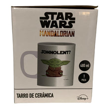 Cargar imagen en el visor de la galería, Taza Baby Yoda Mandalorian Disney 473 ml con Caja de Regalo
