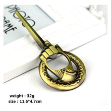 Cargar imagen en el visor de la galería, Destapador Mano Del Rey Game Of Thrones Abre Botellas