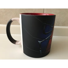 Cargar imagen en el visor de la galería, Taza Magica Spiderman El Hombre Araña Rojo