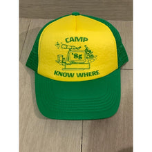 Cargar imagen en el visor de la galería, Gorra Dustin Stranger Things 3 Camp Know Where 85