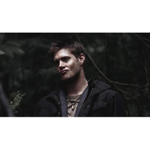 Cargar imagen en el visor de la galería, Supernatural Replica Collar Amuleto Dean Winchester
