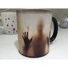 Cargar imagen en el visor de la galería, Taza Magica The Walking Dead Zombie Blanco