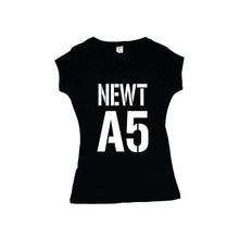 Cargar imagen en el visor de la galería, Playera Maze Runner La Cura Mortal Newt Thomas O Minho