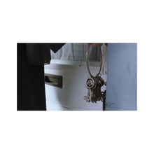 Cargar imagen en el visor de la galería, Once Upon A Time Collar Regina Evil Queen Llave Calavera