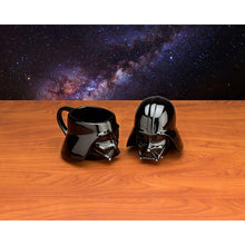 Cargar imagen en el visor de la galería, Taza Darth Vader 3d Star Wars Disney Cafe Tarro