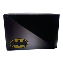 Cargar imagen en el visor de la galería, Batman Taza Mágica Brilla Obscuridad Dc Comics 340ml Caja