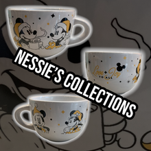 Cargar imagen en el visor de la galería, Tazon Mickey & Minnie Mouse Navideño de Cerámica 800 ml