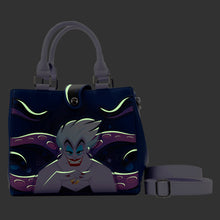 Cargar imagen en el visor de la galería, Loungefly X Disney: La Sirenita - Urusla La Bruja Del Mar Glow Bolso Cruzado