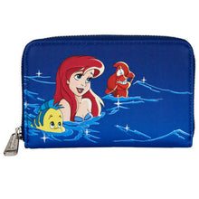 Cargar imagen en el visor de la galería, Ariel Loungefly Cartera Monedero Tarjetero Disney la sirenita Little mermaid