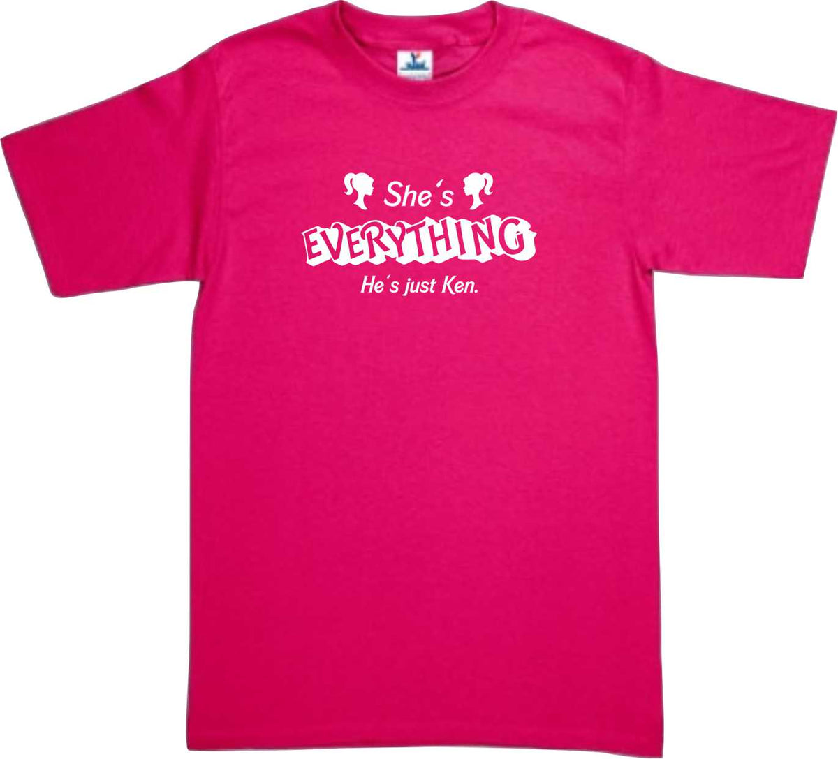 Playera Barbie She´s Everything he´s just Ken Dama/ Caballero/ Infantil/ Bebe