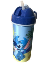 Cargar imagen en el visor de la galería, Stitch Botella de Plastico con popote Vaso capacidad 450ml
