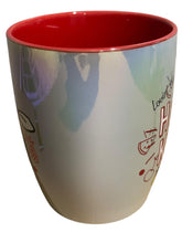 Cargar imagen en el visor de la galería, Hello Kitty Taza Jumbo Iridiscente Bitono, Personajes Clásicos  Kitty Cherry Sanrio Capacidad 750 ml, Blanco
