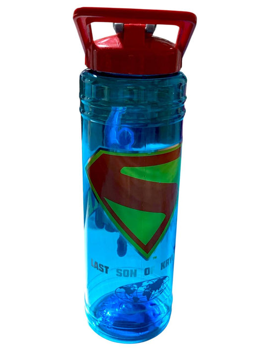 Superman Botella para agua de Plastico capacidad 900 ml