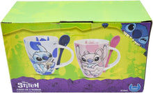 Cargar imagen en el visor de la galería, Stitch Juego de 2 Tazas de Pareja con cucharas Disney Lilo &amp; Stitch Tarros de Ceramica capacidad 310 ml Novios Dia de San Valentin Dia del Amor
