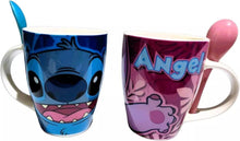 Cargar imagen en el visor de la galería, Stitch Juego De 2 Tazas De Porcelana Con Cuchara, Colección Disney Clásicos, Diseño Stitch &amp; Angel, Tazas para Bebidas Calientes, Color Azul y Morado, Capacidad 310 ml con Caja de Regalo
