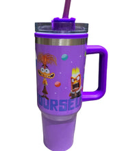 Cargar imagen en el visor de la galería, Intensamente Termo Alto doble pared con tapa hermetica Inside Out Disney Pixar capacidad 1.2L
