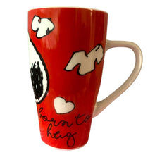 Cargar imagen en el visor de la galería, Taza Snoopy Trro de Porcelana con capacidad 540 ml con Asa Ergonómica
