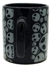 Cargar imagen en el visor de la galería, Taza Jack Jumbo Tarro Big Tai Emociones Negro Capacidad 900 ml
