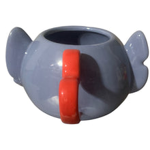 Cargar imagen en el visor de la galería, Taza de Stitch 3D de San Valentín de ceramica con capacidad de 550 ml
