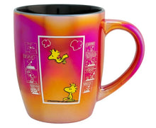 Cargar imagen en el visor de la galería, Snoopy Tarro de Cerámica Iridiscente Tipo Comic, Peanuts, Taza Capacidad 750 ml
