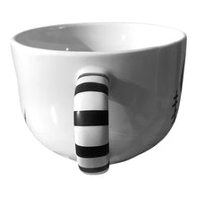 Cargar imagen en el visor de la galería, Tazon Jack Skellington Taza Jumbo Ceramica 530 ml capacidad
