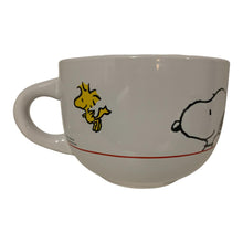 Cargar imagen en el visor de la galería, Tazon Snoopy Taza Jumbo Peanuts 800 Mls
