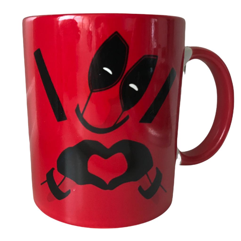 Taza Deadpool Love Rojo