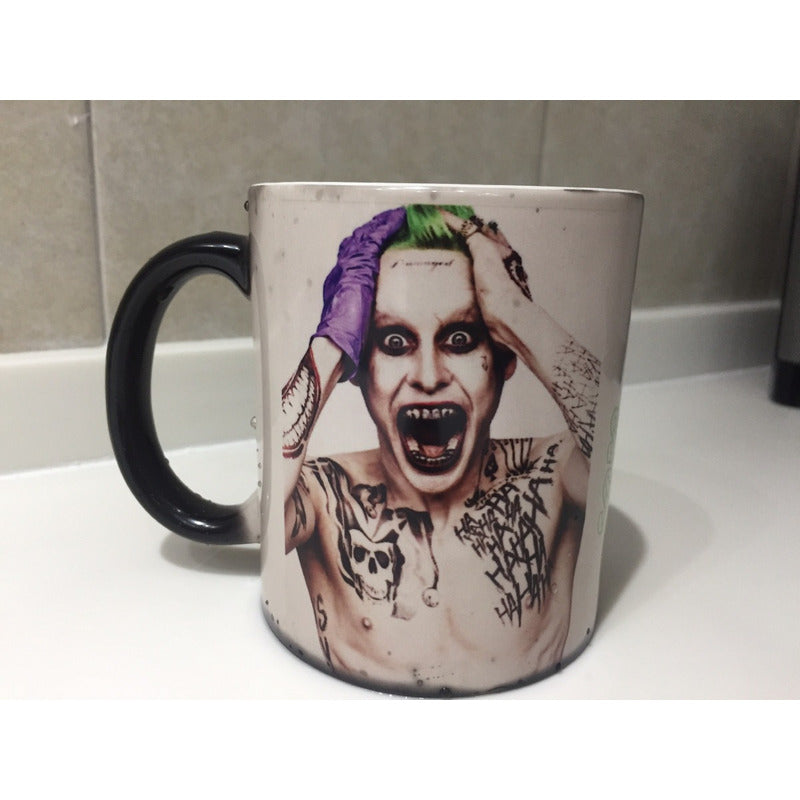 Pkt 2 Tazas Joker 1  Mágica Y 1 Basica  Escuadron Suicida