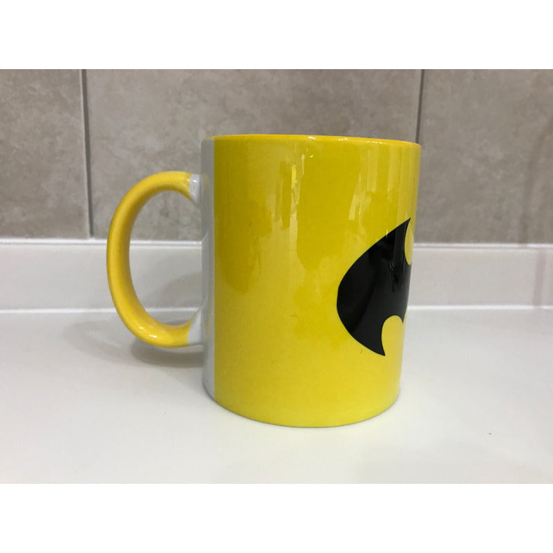 Taza Básica Batman Amarilla