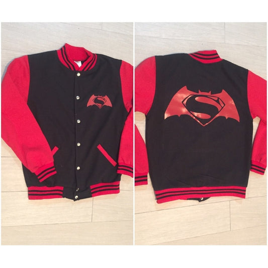 Chamarra Batman Vs Superman Universitario
