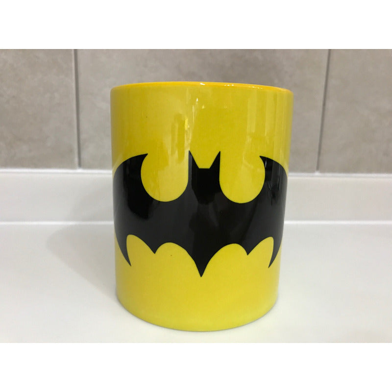 Taza Básica Batman Amarilla