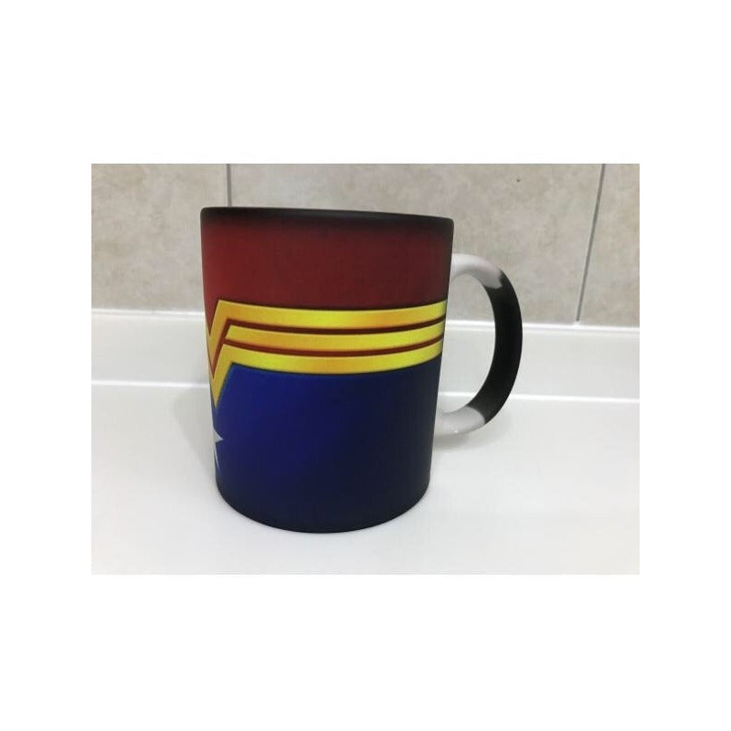 Taza Mágica Wonder Woman Mujer Maravilla Justice League