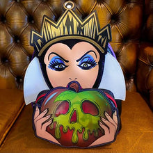 Cargar imagen en el visor de la galería, Evil Queen Loungefly Bolso manzana envenenada Blancanieves escena Mini BackPack Mini Mochila Bolsa lenticular
