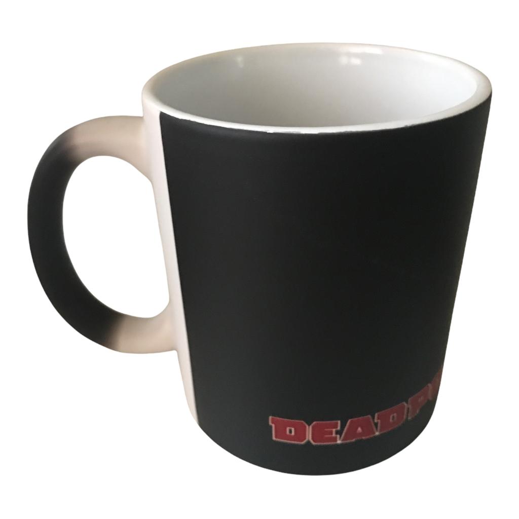 Taza Mágica Deadpool Negro Modelo 1